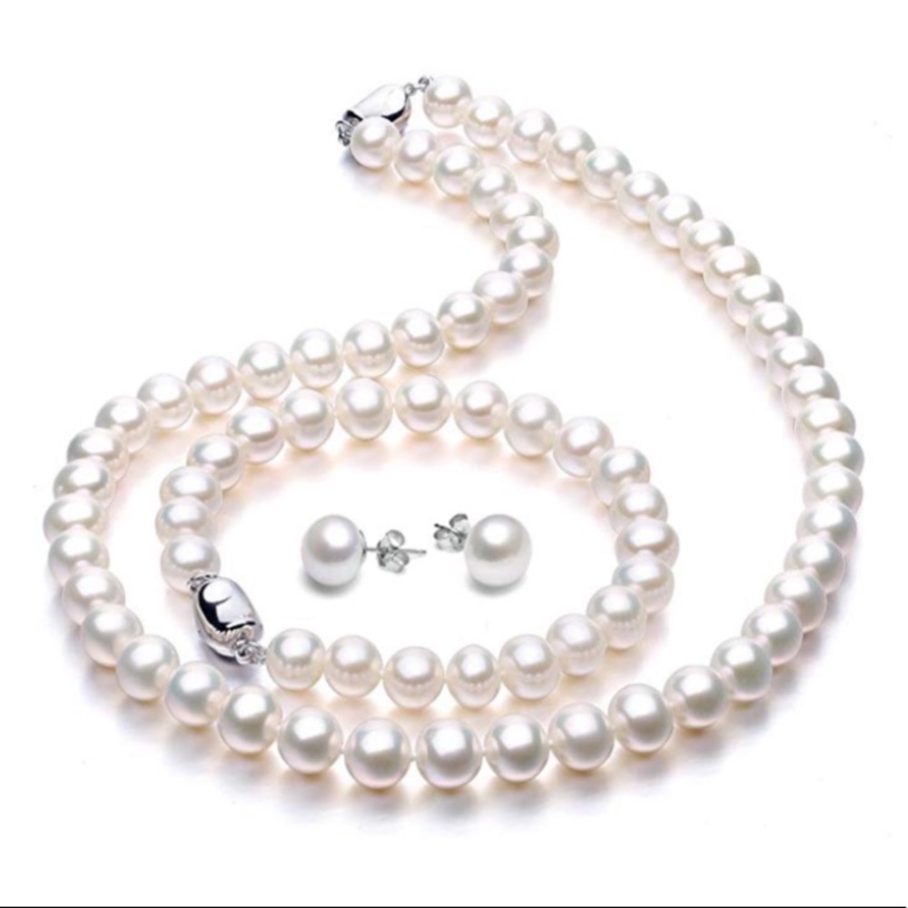 Freshwater Cultured Pearl Necklace Set